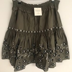 Green Kate Spade skirt (NEW WITH TAGS)